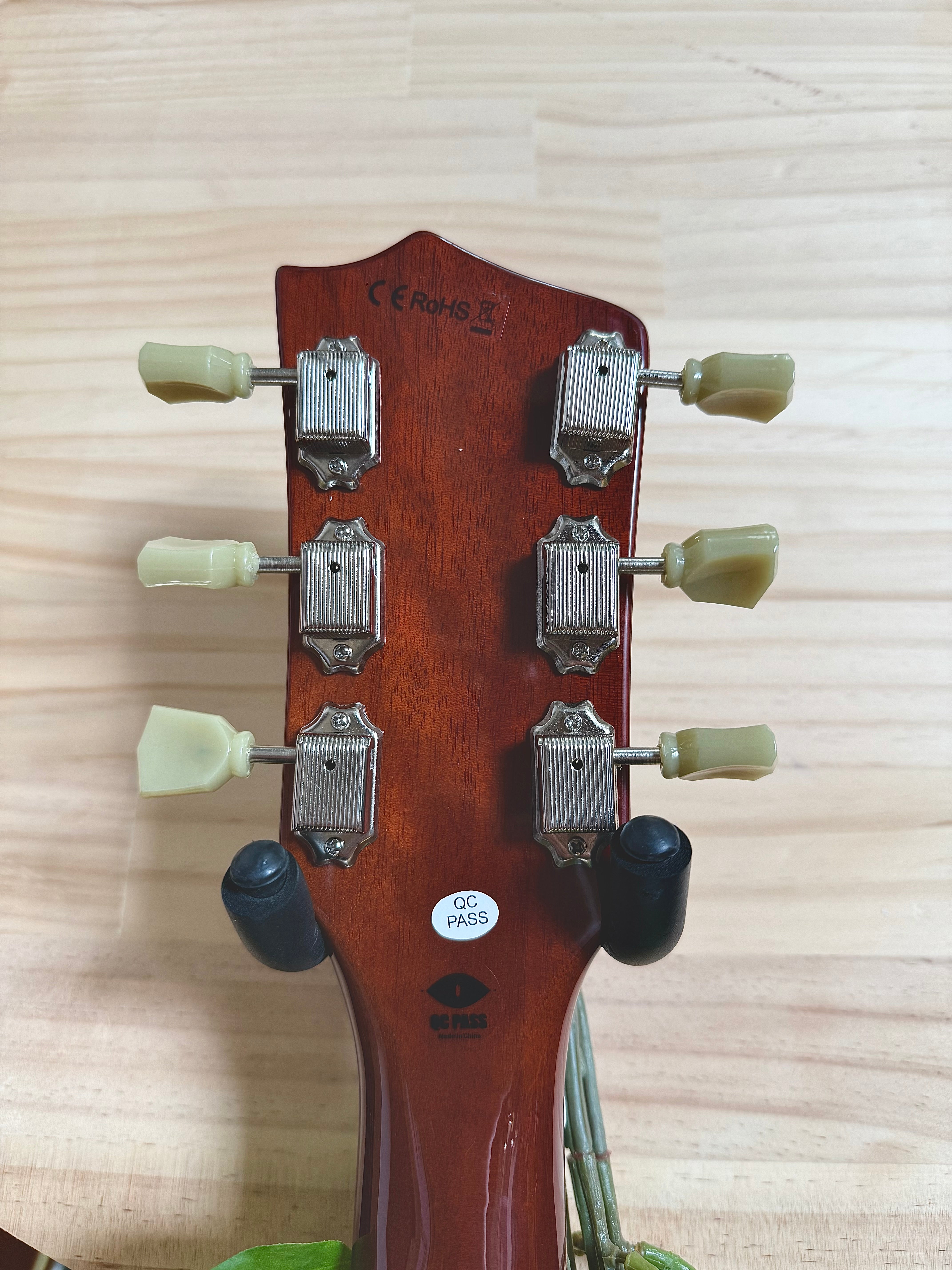 Jet Guitars | JL-500 | Lemon Burst Jet Guitars | JL-500 | Lemon Burst